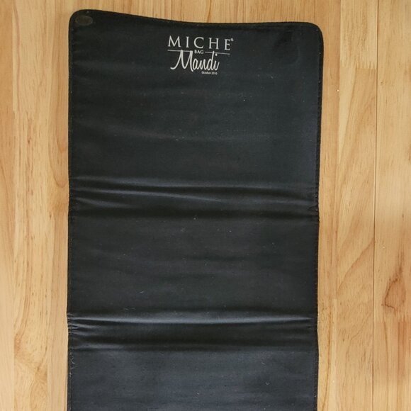 Miche Petite Cover - Picture 3 of 3